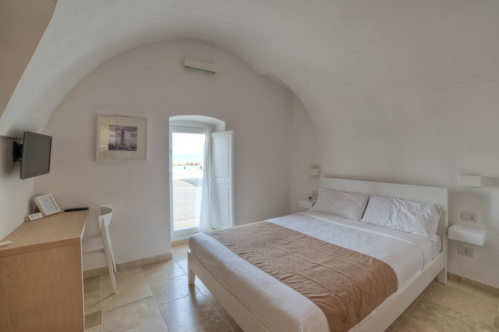 Moma Molfetta Mare Bed & Breakfast Oda fotoğraf